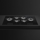 SMEG dujinė kaitlentė PVL6106CN  | 3