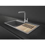 Nuotraukoje pavaizduotas vandens maišytuvas į komplektą neįeina