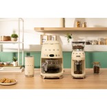 SMEG pieno putų plakiklis MFF02CREU | 2