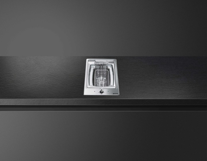 SMEG fritiūrinė-kaitlentė PGF30F  | 2