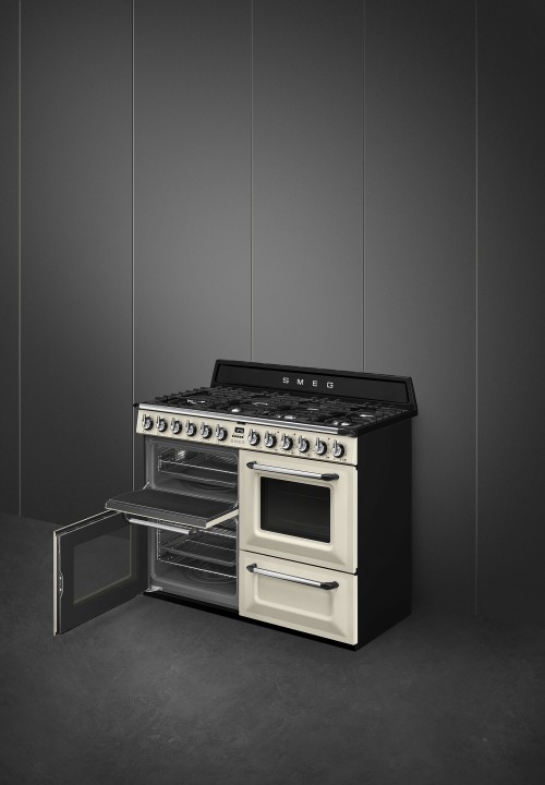 SMEG dujinė viryklė su 3 elektrinėmis orkaitėmis  | 4