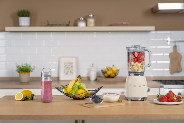 SMEG smulkintuvas-kokteilinė  | 2