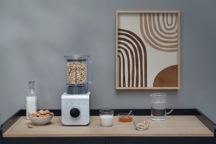 SMEG smulkintuvas-kokteilinė  | 2