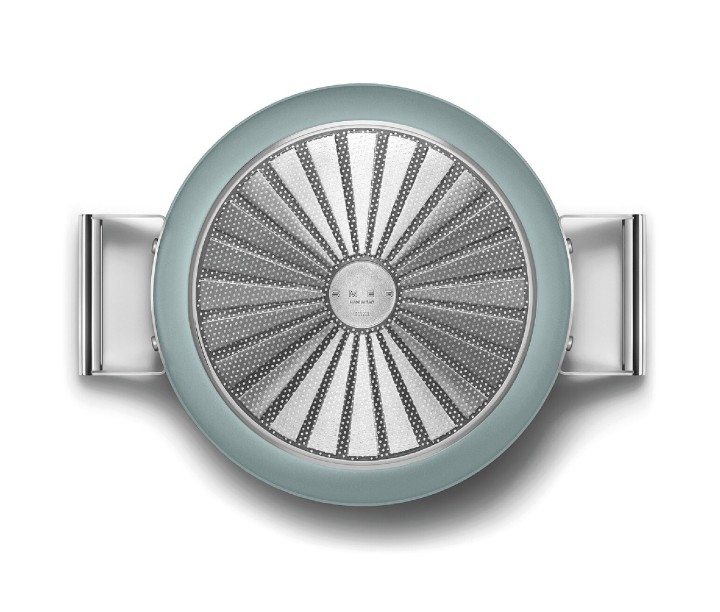 SMEG troškintuvas su dangčiu Ø 24 cm, 4,3 l | 5