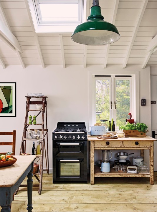 SMEG dujinė viryklė su 2 elektrinėmis orkaitėmis  | 2