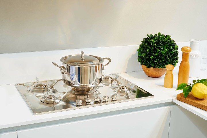 SMEG dujinė kaitlentė P705ES  | 2