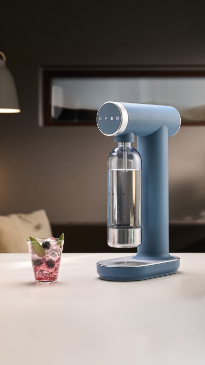 SMEG gazuotų gėrimų gaminimo aparatas  | 2