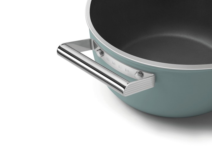 SMEG puodas su dangčiu Ø 24 cm, 5,4 l | 4