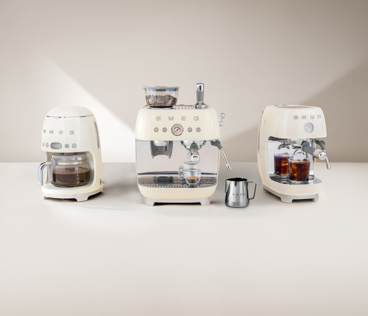 SMEG kavos virimo aparatas ECF03CREU | 2