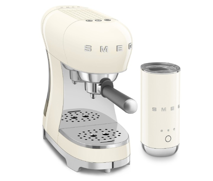 SMEG kavos aparato ir pieno putų plakiklio rinkinys ECF12CREU | 1