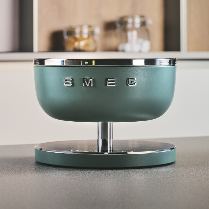 SMEG svarstyklės KSC01BLMWW  | 2