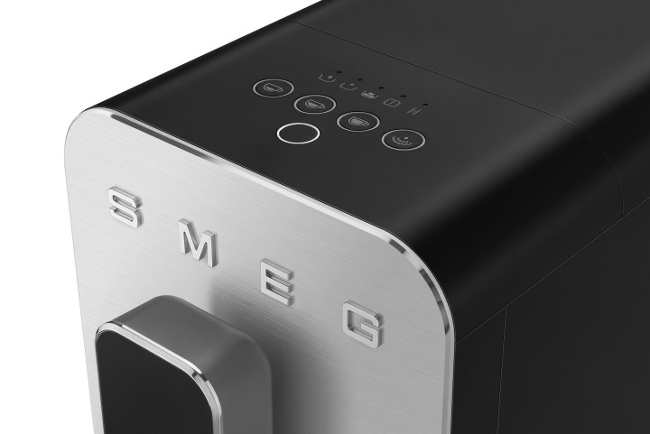 SMEG kavos virimo aparatas matinė juoda | 7